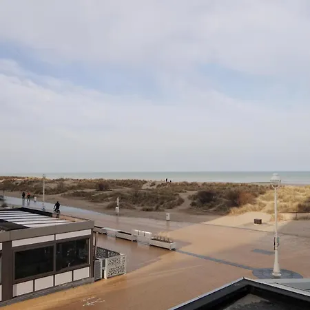 In Near The Beach, Cleaning Included Nieuwpoort