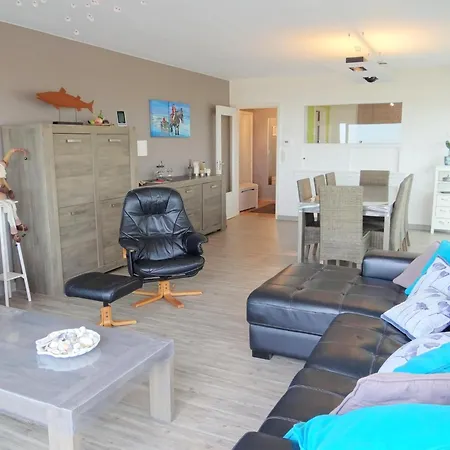 In Near The Beach, Cleaning Included Nieuwpoort